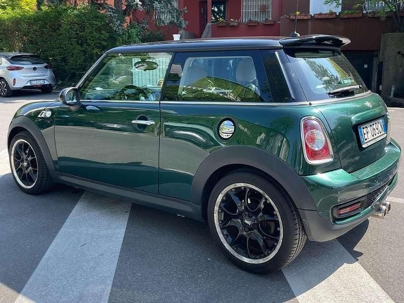 Usata Mini Cooper SD 143 CV (105 kW) 2013 Verde Utilitaria