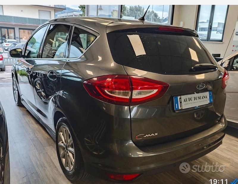 Usata Ford C-MAX 120 CV (88 kW) 2016 Grigio Monovolume