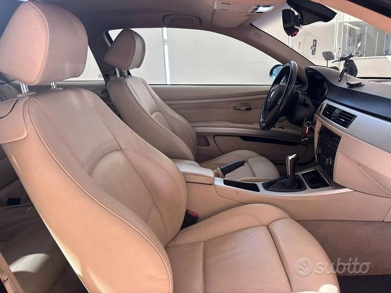 Usata BMW 320 177 CV (130 kW) 2008 Nero Berlina