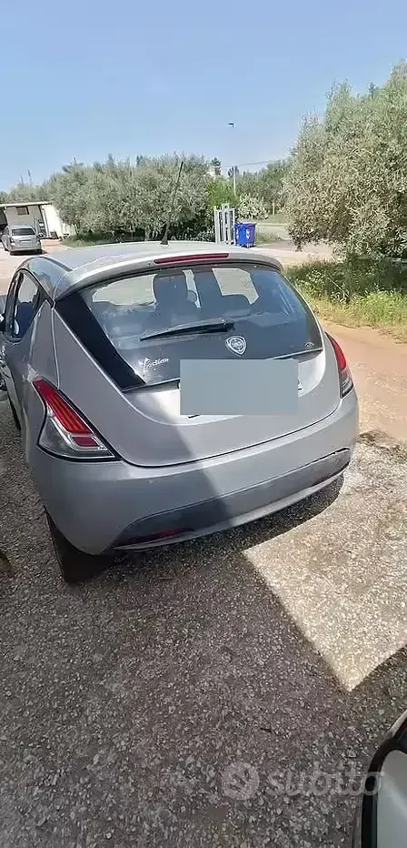 Usata Lancia Ypsilon 95 CV (69 kW) 2013 Utilitaria