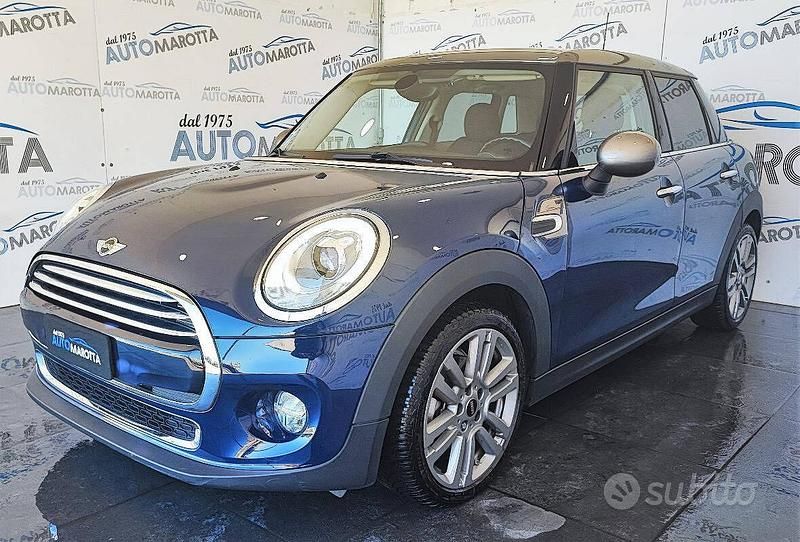 Usata Mini Cooper D Hype 117 CV (86 kW) 2017 Blu/azzurro Utilitaria
