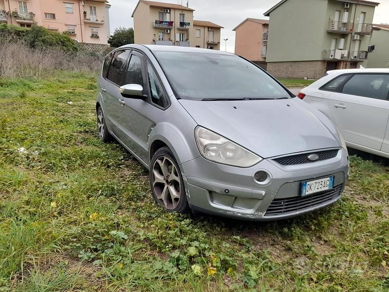 Usata Ford S-MAX S 2007 Grigio Monovolume