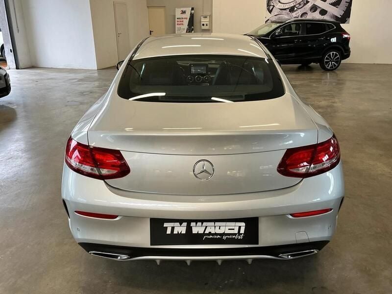 Usata Mercedes C220 Premium 169 CV (124 kW) 2016 Argento Coupé
