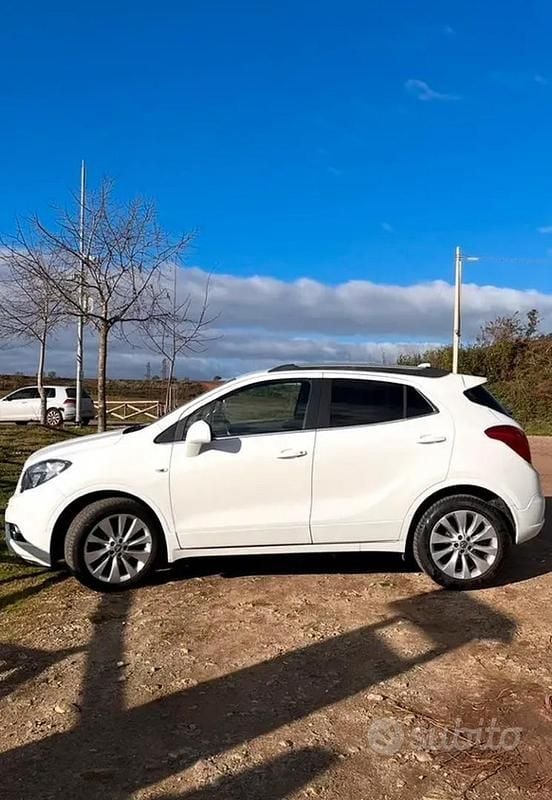 Usata Opel Mokka 131 CV (96 kW) 2014 Bianco SUV