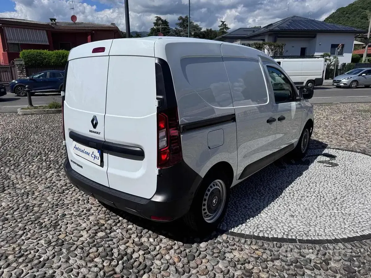Usata Renault Express 75 CV (55 kW) 2022 Bianco Monovolume