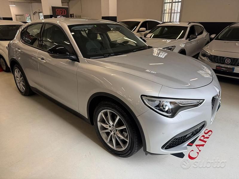 Usata Alfa Romeo Stelvio Executive 190 CV (139 kW) 2020 Grigio SUV