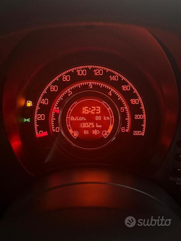 Usata Fiat 500 75 CV (55 kW) 2011 Blu Utilitaria