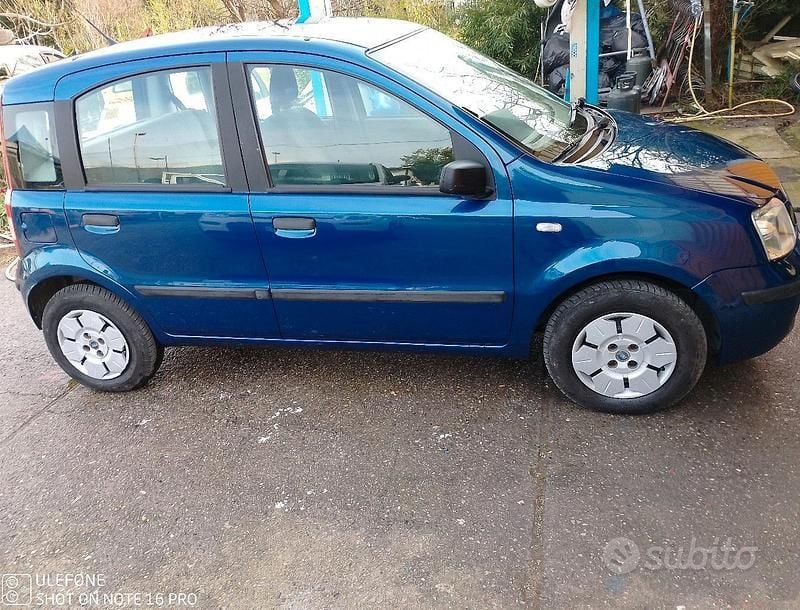 Usata Fiat Panda 54 CV (39 kW) 2004 Blu Utilitaria