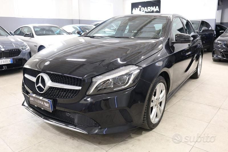 Usata Mercedes A180 109 CV (80 kW) 2016 Nero Berlina