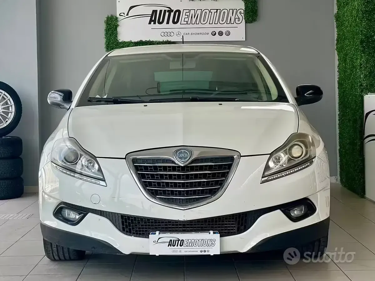 Usata Lancia Delta 120 CV (88 kW) 2012 Bianco Utilitaria