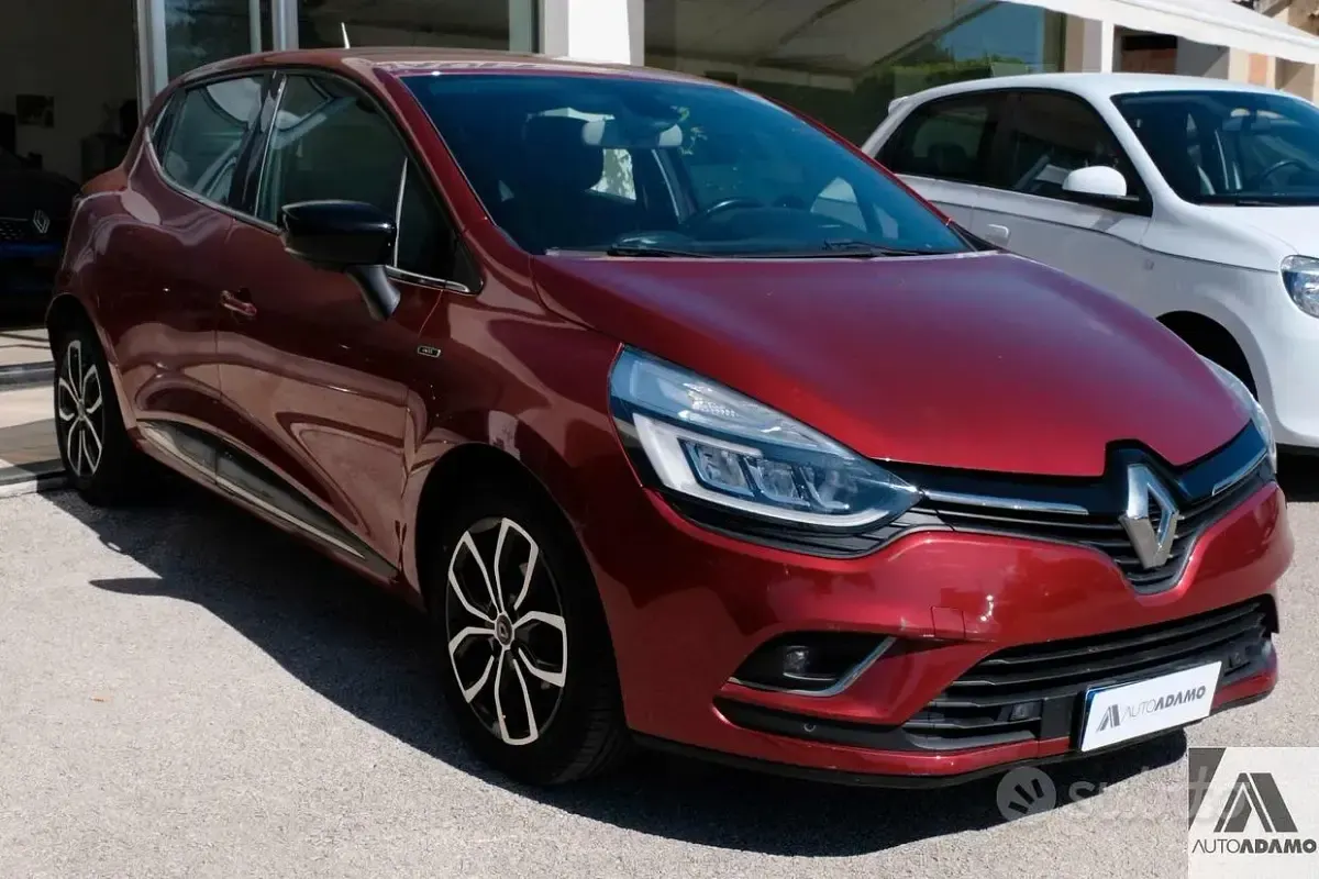 Usata Renault Clio 110 CV (80 kW) 2018 Rosso Station wagon