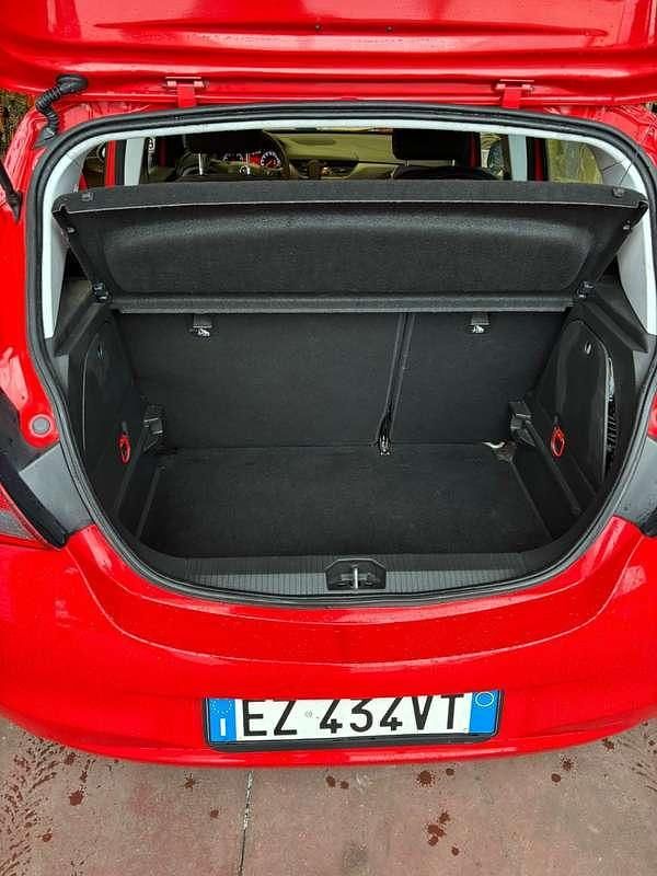 Usata Opel Corsa 90 CV (66 kW) 2015 Utilitaria