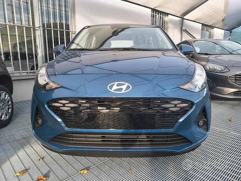 Nuova Hyundai i10 63 CV (46 kW) 2025 Blu Utilitaria