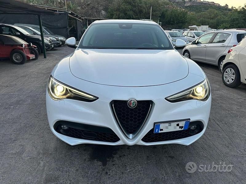 Usata Alfa Romeo Stelvio 160 CV (117 kW) 2019 Bianco SUV