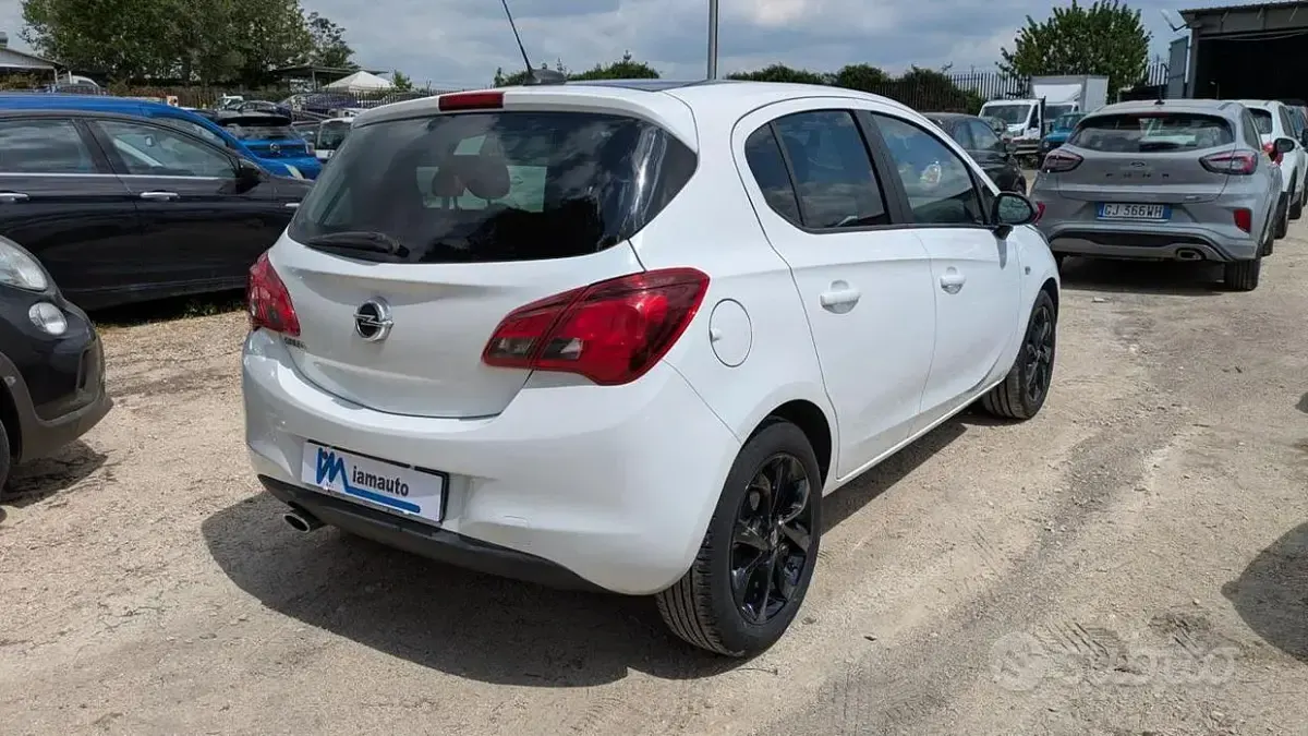 Usata Opel Corsa 90 CV (66 kW) 2017 Bianco Utilitaria