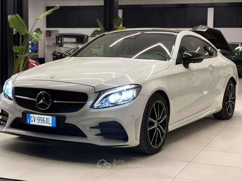 Usata Mercedes C200 Premium Plus 184 CV (135 kW) 2020 Bianco Coupé