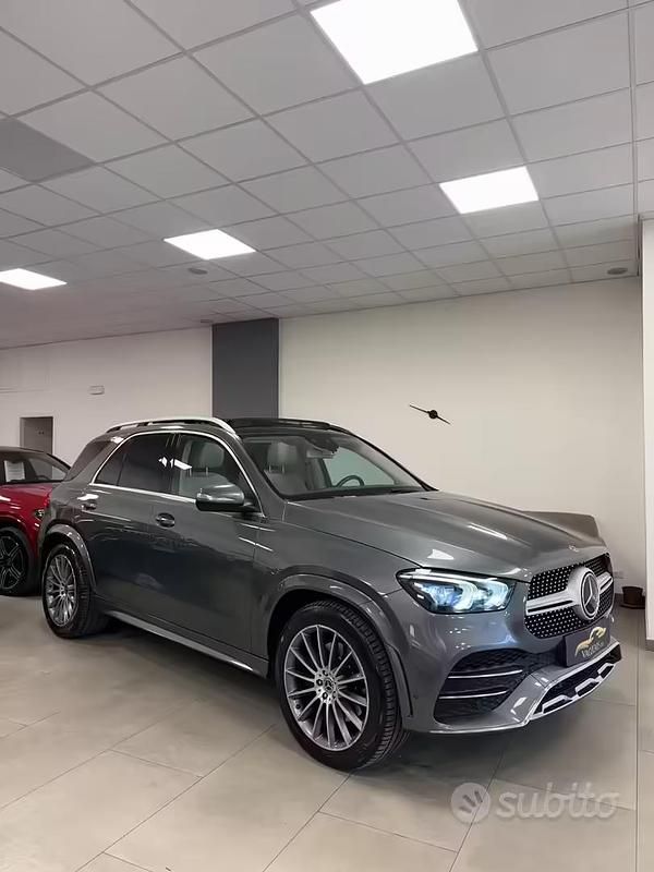 Usado Mercedes GLE300 Premium Plus 245 CV (180 kW) 2020 Gris SUV