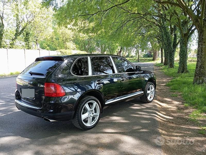 Usata Porsche Cayenne 250 CV (183 kW) 2004 Nero SUV