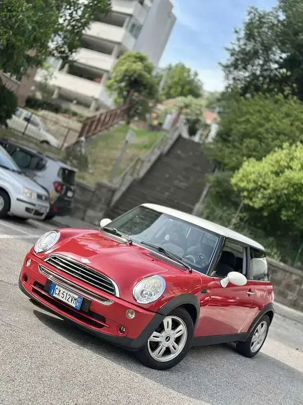 Usata Mini Cooper 90 CV (66 kW) 2005 Utilitaria
