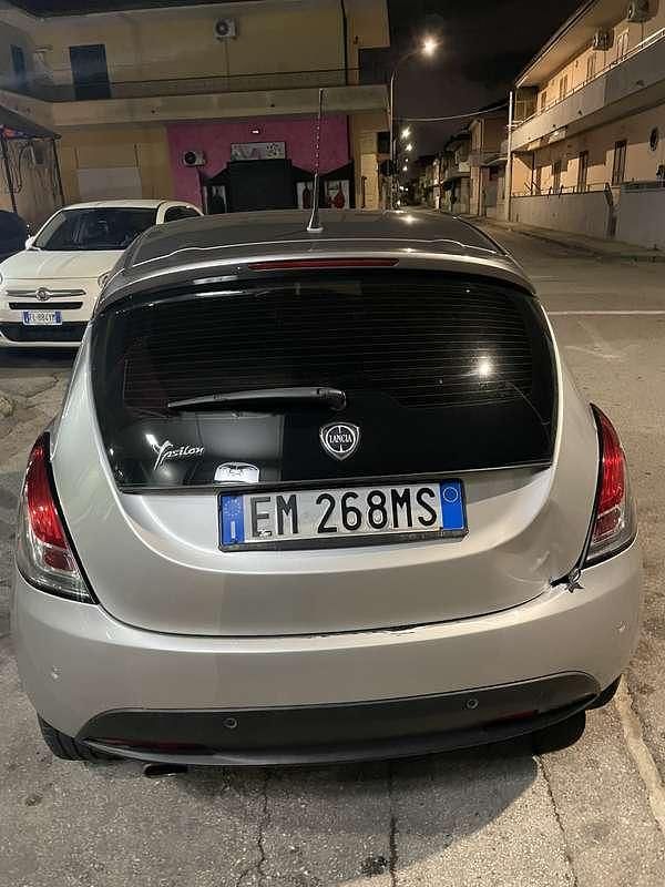 Usata Lancia Ypsilon S 95 CV (69 kW) 2012 Utilitaria