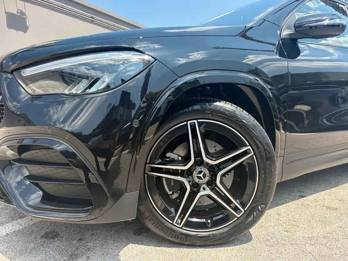 Usata Mercedes GLA200 AMG Line Premium 150 CV (110 kW) 2026 Nero SUV