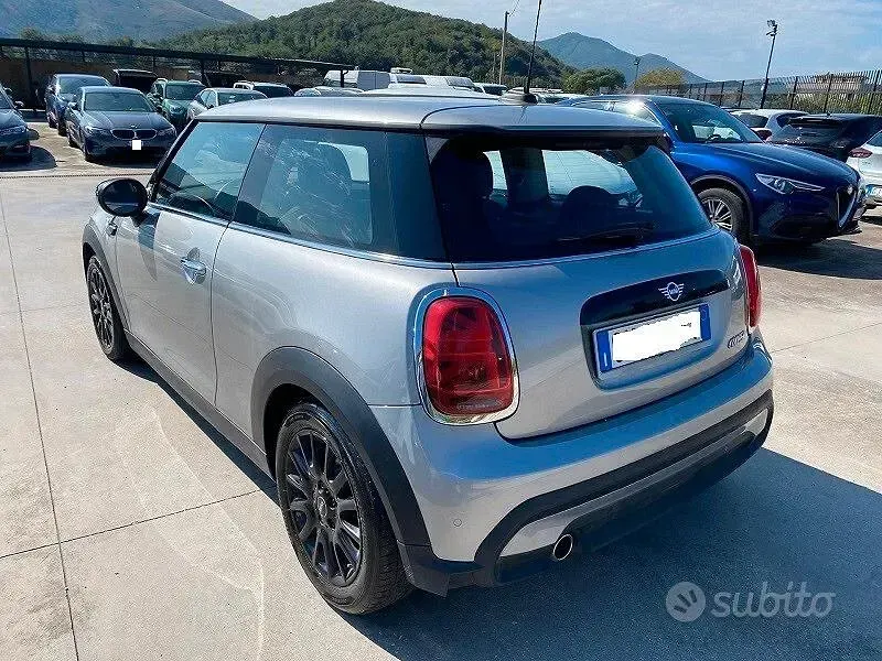 Usata Mini Cooper Classic 136 CV (100 kW) 2023 Grigio Utilitaria