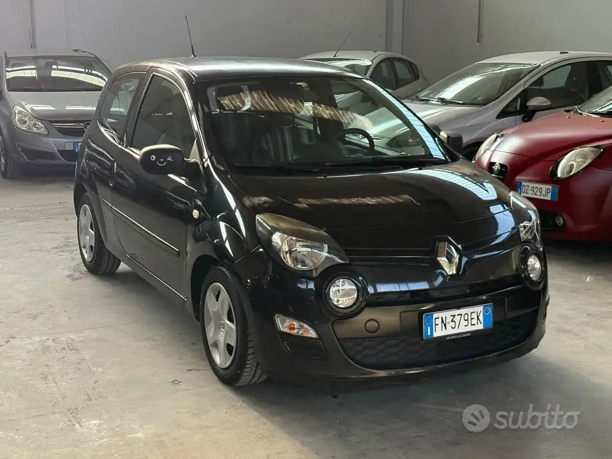 Usata Renault Twingo Dynamique 76 CV (55 kW) 2014 Nero Utilitaria