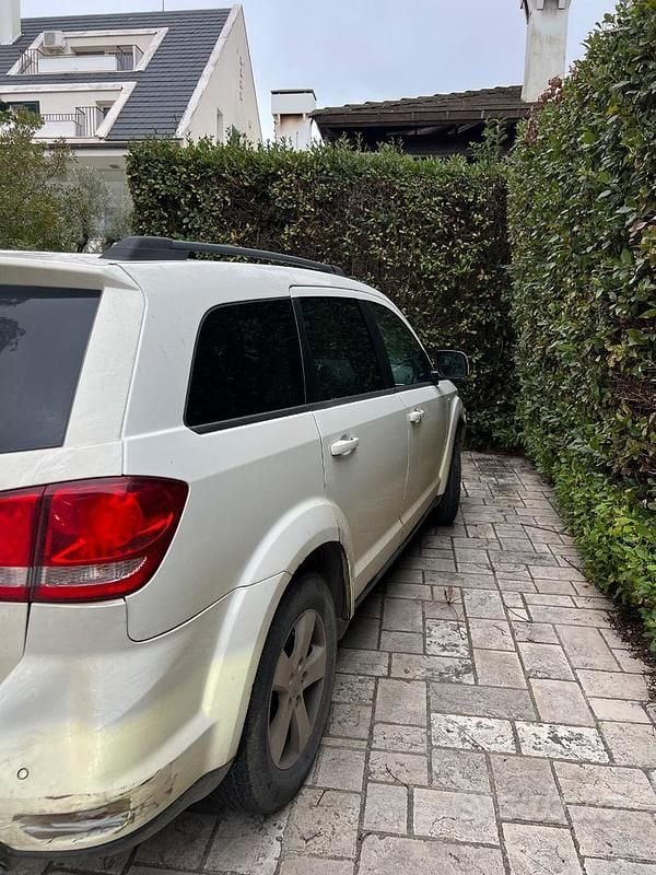 Usata Fiat Freemont Urban 140 CV (102 kW) 2011 Bianco SUV