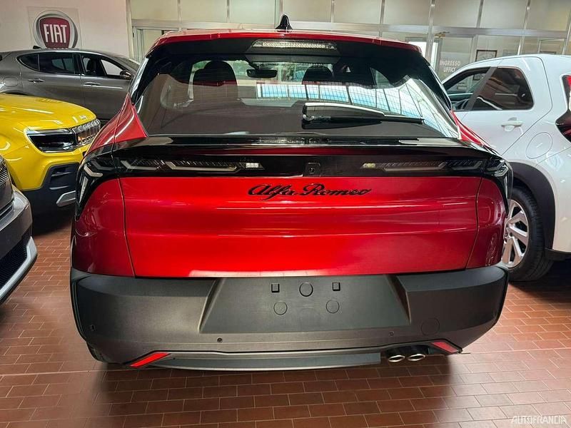 Nuova Alfa Romeo GT Junior 144 CV (105 kW) 2026 Rosso Utilitaria