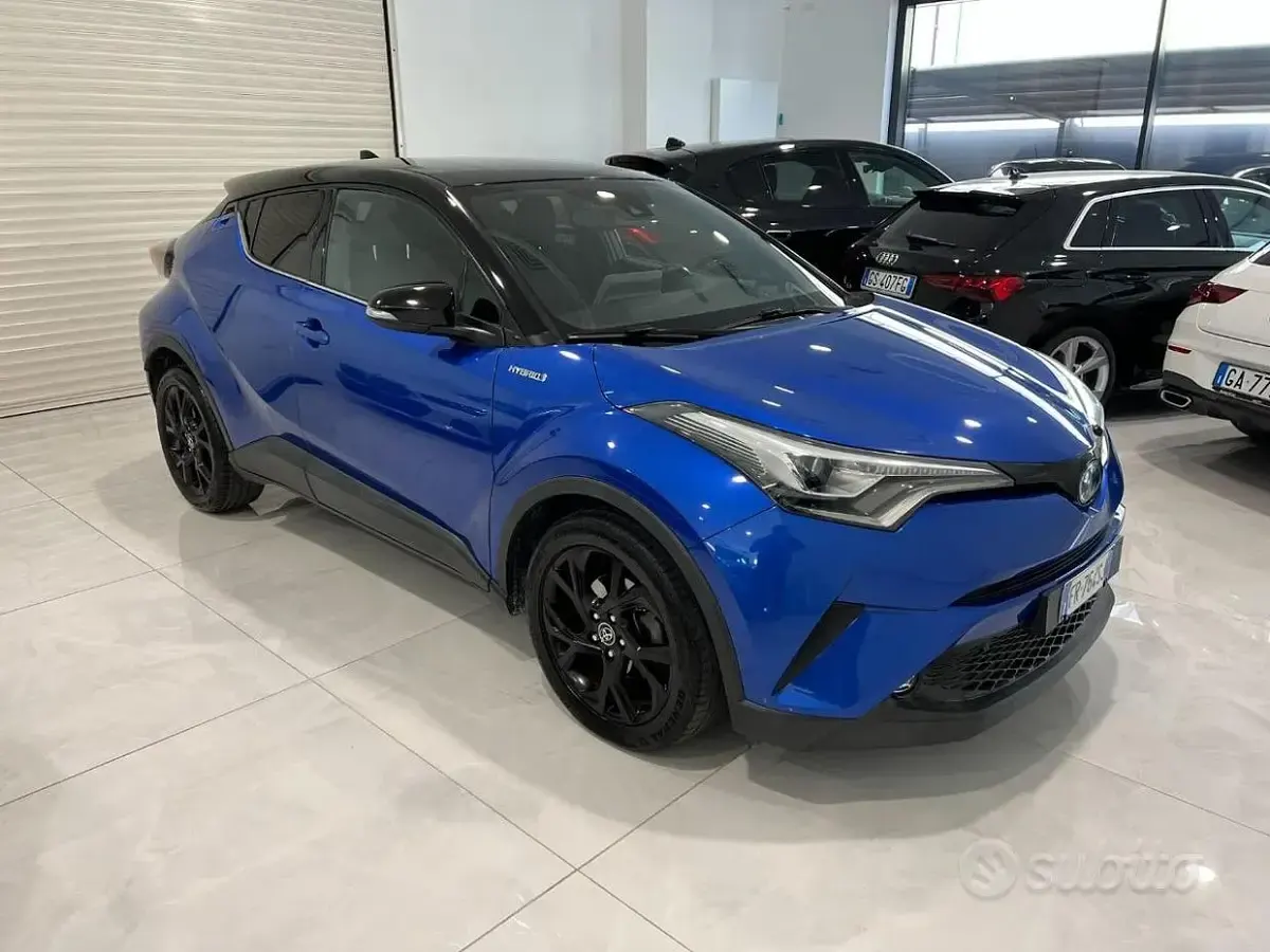 Usata Toyota C-HR Edition 98 CV (72 kW) 2018 Bluazzurro SUV