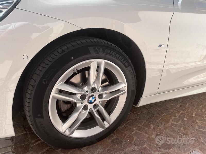 Usata BMW 218 M Sport 150 CV (110 kW) 2019 Bianco Monovolume