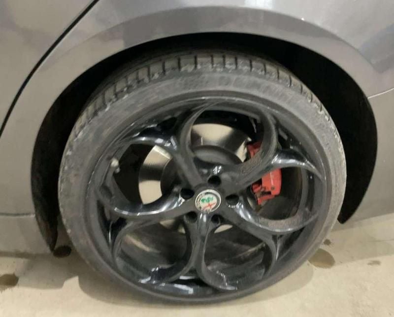 Usata Alfa Romeo Giulia Tech Edition 160 CV (117 kW) 2020 Grigio Berlina