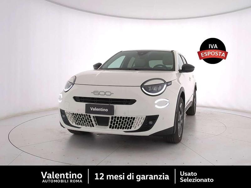 Bianco Usata 2024 Fiat 600 La Prima SUV | 21.450 € (Ottimo prezzo) - Immagine 1/4