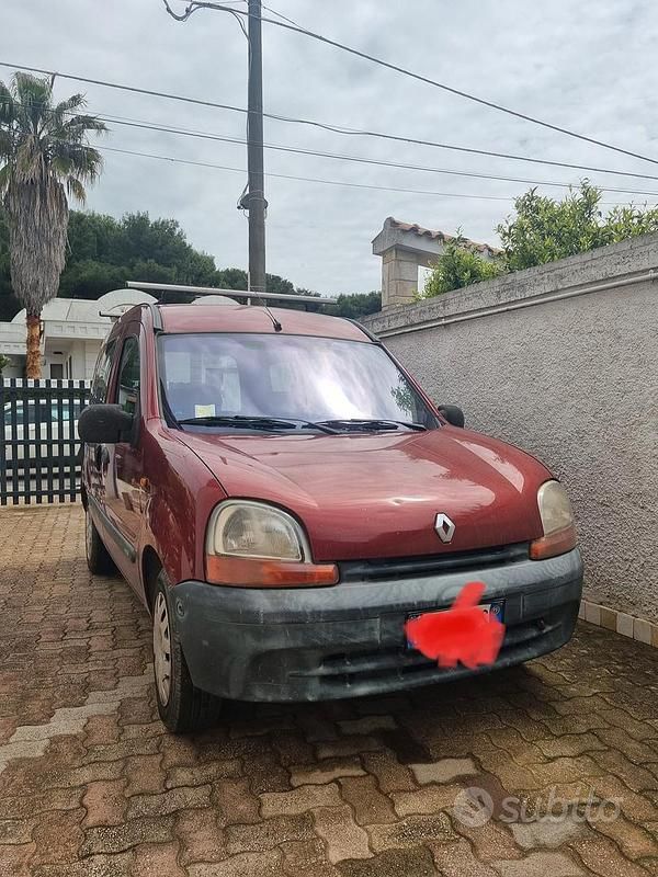 Usata Renault Kangoo 75 CV (55 kW) 1999 Rosso Monovolume