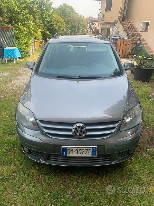 Usata VW Golf Plus Cross 105 CV (77 kW) 2008 Grigio Monovolume