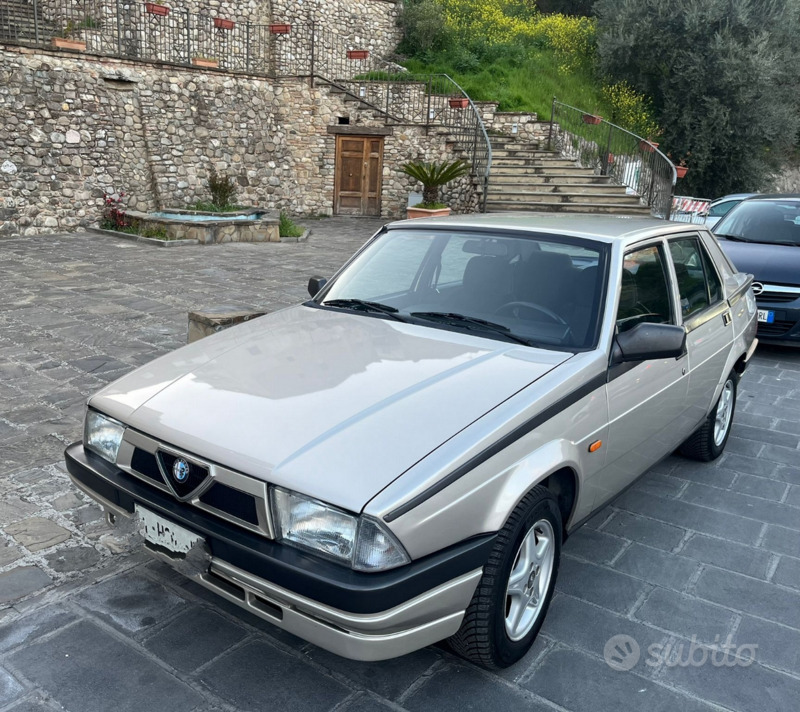 Usato 1989 Alfa Romeo 75 1.8 Benzin 120 CV (7.990 €)
