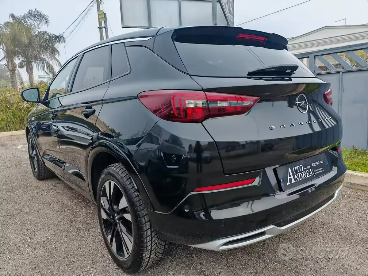 Usata Opel Grandland X 131 CV (96 kW) 2022 Nero SUV