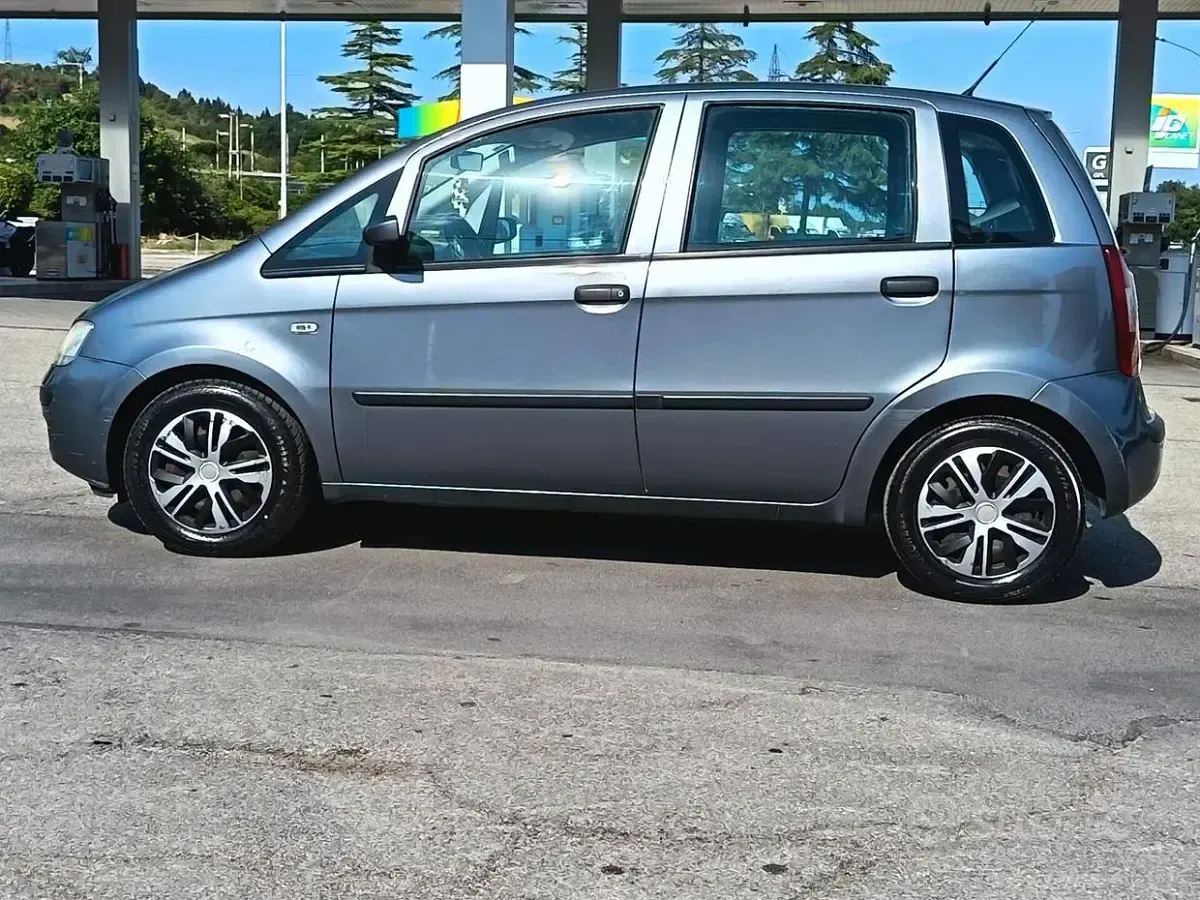 Usata Fiat Idea 69 CV (50 kW) 2008 Grigio Monovolume