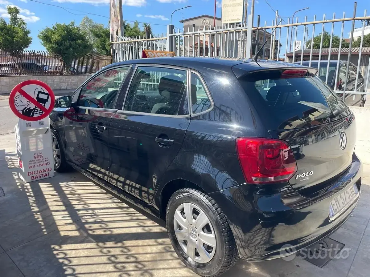 Usata VW Polo Comfortline 75 CV (55 kW) 2012 Nero Utilitaria