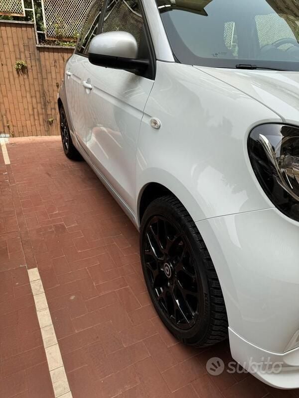 Usata Smart ForFour Brabus 90 CV (66 kW) 2018 Utilitaria
