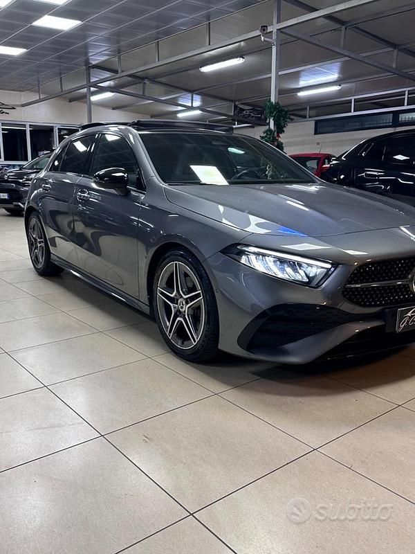Usata Mercedes A180 AMG Line Premium Plus 115 CV (84 kW) 2024 Grigio Berlina