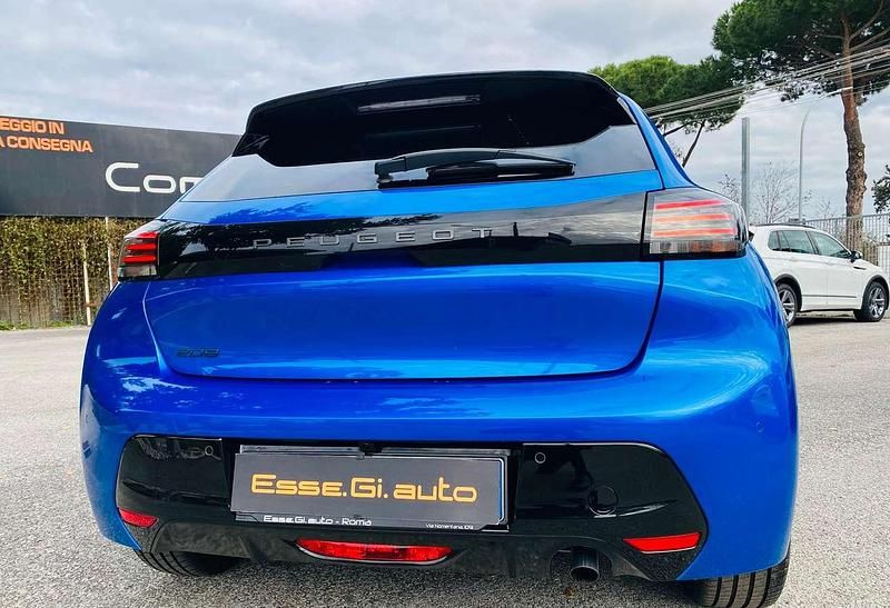 Usata Peugeot 208 Allure 101 CV (74 kW) 2024 Blu/azzurro Utilitaria