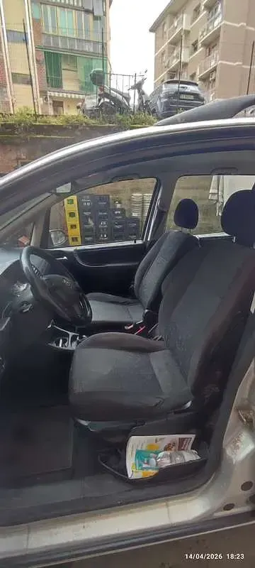 Usata Opel Zafira 116 CV (85 kW) 1999 Argento Monovolume