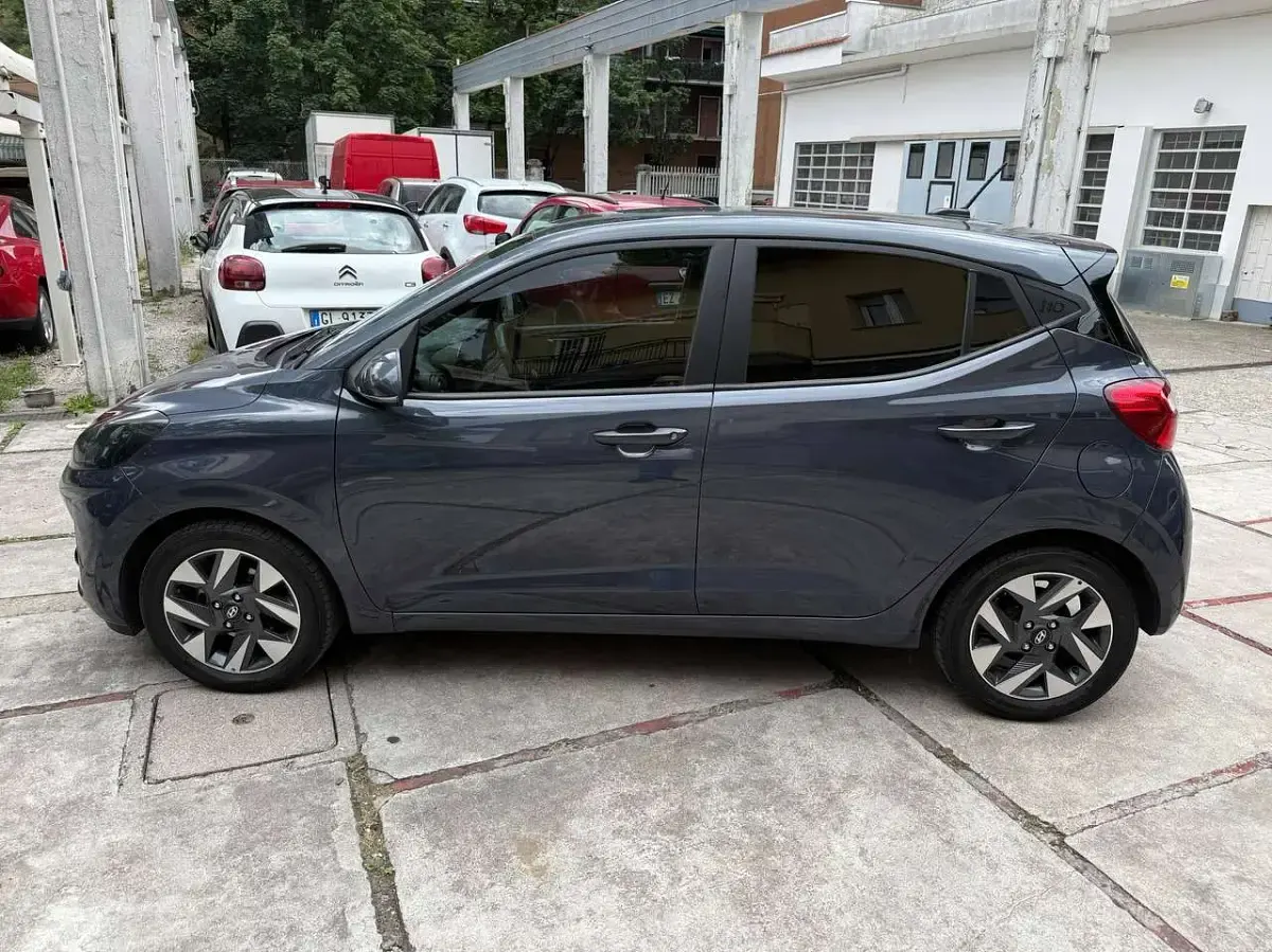Usata Hyundai i10 Prime 67 CV (49 kW) 2024 Grigio Utilitaria