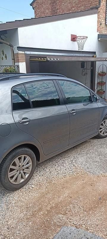 Usata VW Golf Plus Cross 105 CV (77 kW) 2011 Grigio Monovolume