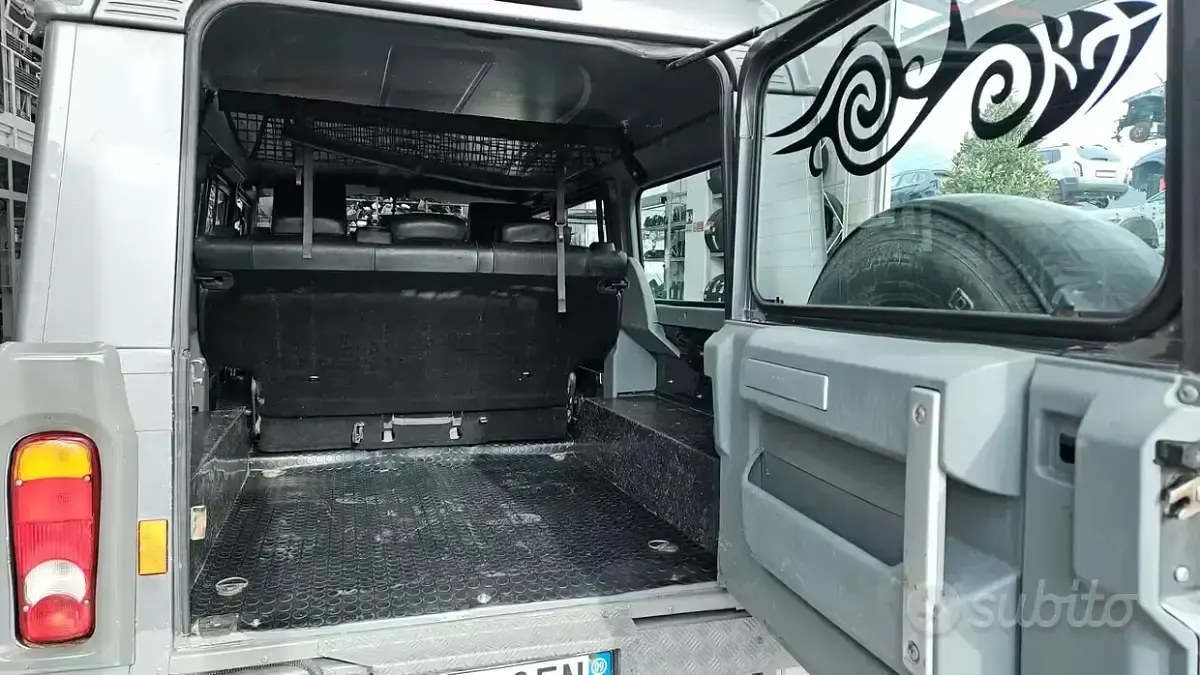 Usata Iveco Massif 177 CV (130 kW) 2009 Grigio Station wagon