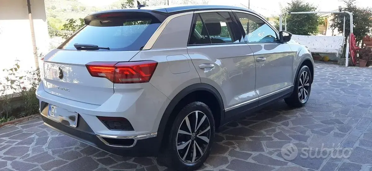 Usata VW T-Roc Style 110 CV (80 kW) 2021 Bianco SUV