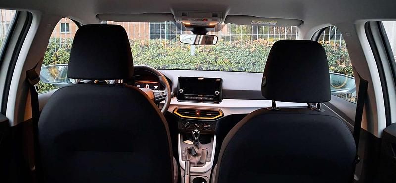 Usata Seat Arona Style 90 CV (66 kW) 2023 SUV