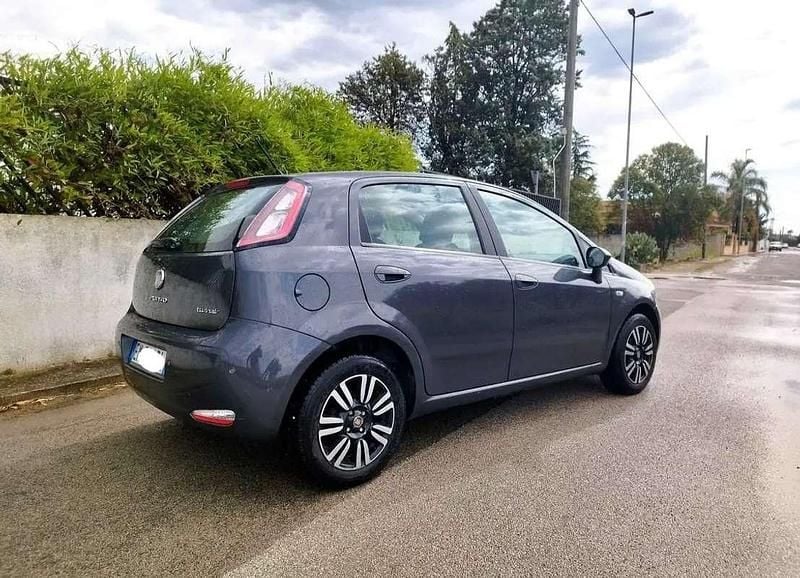 Usata Fiat Punto Evo Active 69 CV (50 kW) 2005 Nero Utilitaria