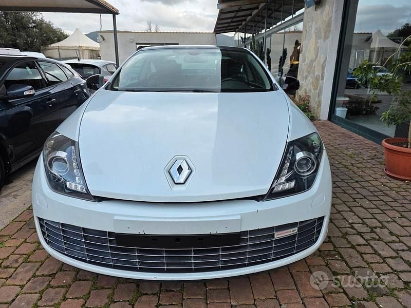 Usata Renault Laguna Coupé 150 CV (110 kW) 2013 Bianco Coupé